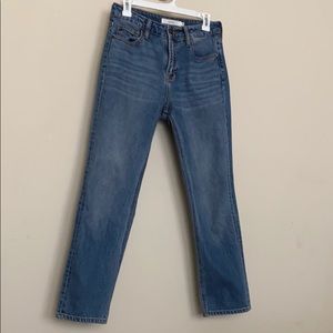 Hidden jeans, straight leg, high rise mom jeans 26